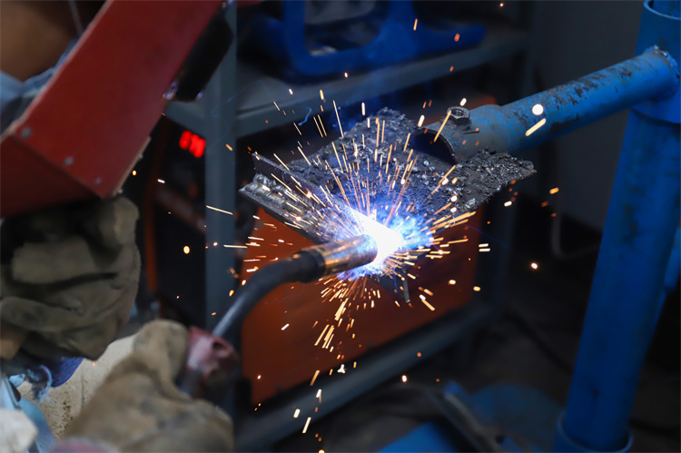 年年上榜“最”缺工！來西安萬通學焊接，五大優勢要知道！