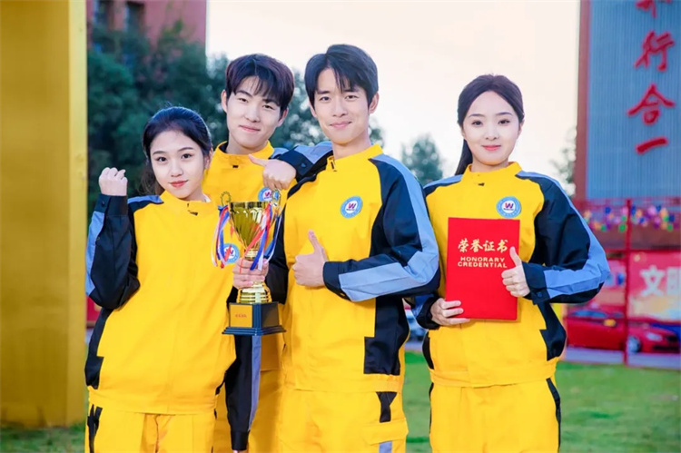 "十五五"規劃：新能源、智能制造行業將迎來黃金五年！