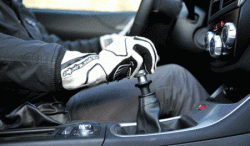 汽車是如何實現掛檔的呢？