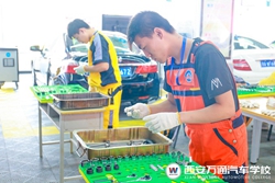 西安萬通2018級新生技能考核大賽激烈角逐