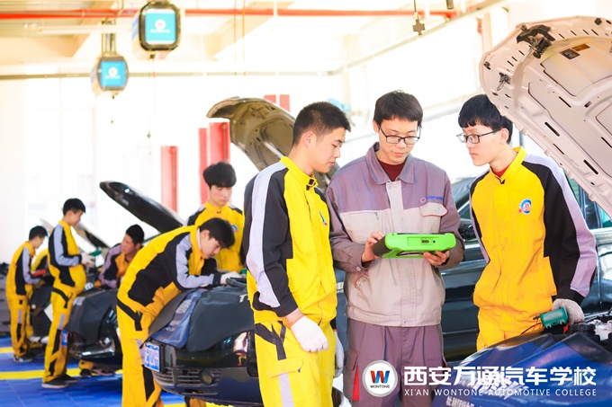 哪所院校是初中畢業生學技術的最好選擇？