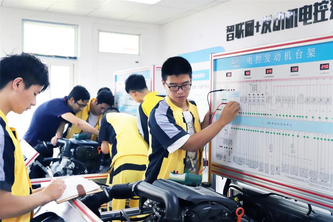 萬通教學模式大揭秘！萬通學子優秀的原因在這里！