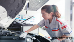 【新生訪談】她告訴我們：女生也能學汽修