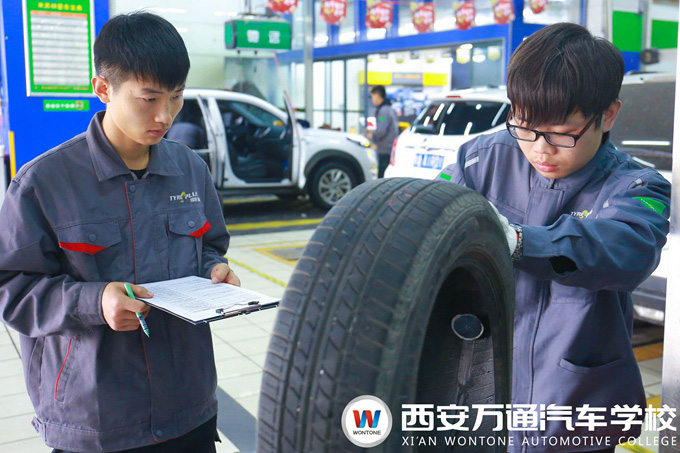 西安萬通汽車學校特訓班學子赴企業進行考核