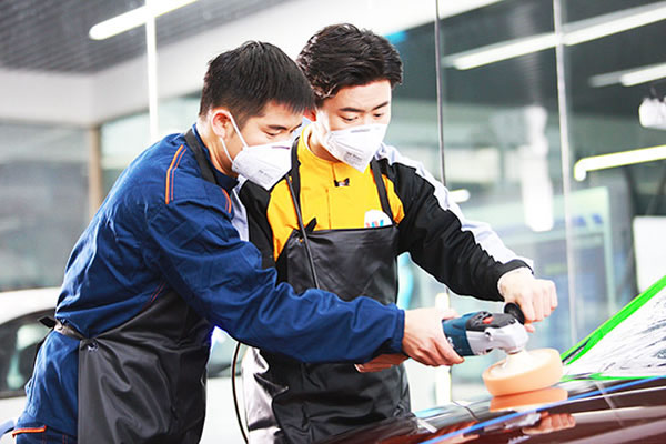 學汽車就選西安萬通 高薪就業有保證