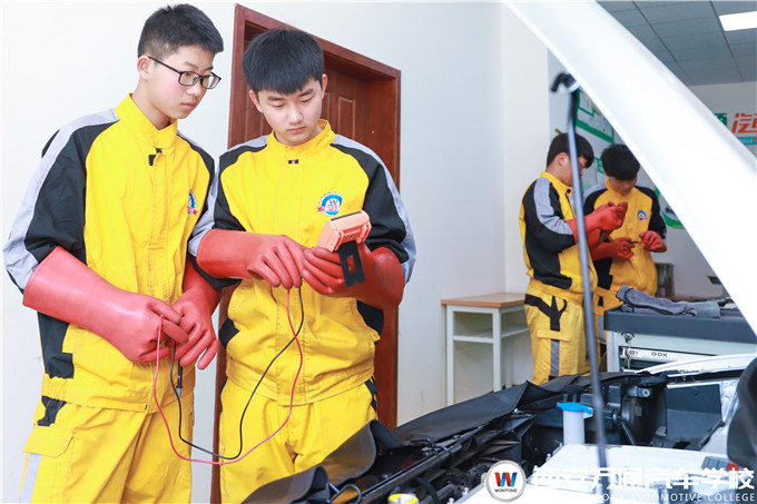 新能源汽車全面發展，全新產業發展規劃已印發