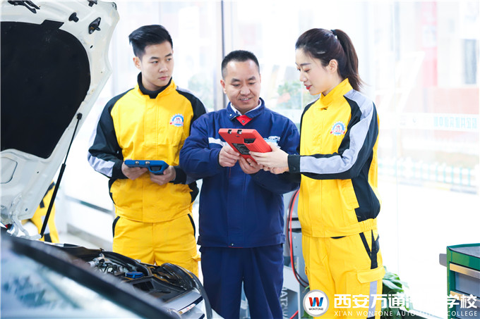 關注職業技能提升新政策，技能成就精彩人生！