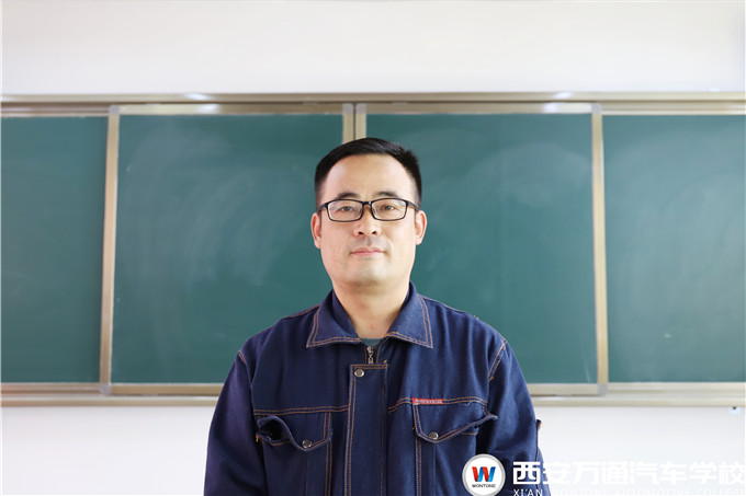 <b>fͨǡۨ40qLˣǰ·</b>