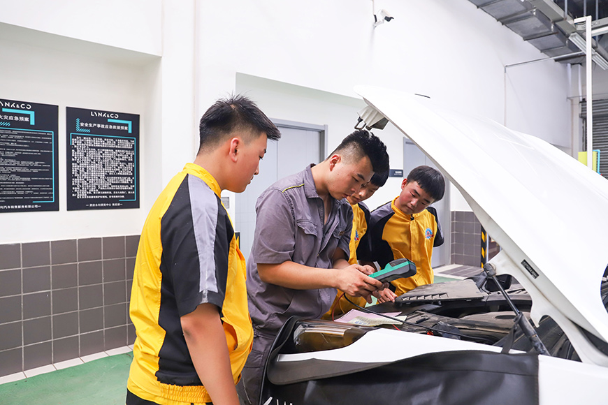 萬通學子領克、吉利汽車公司技術體驗營6