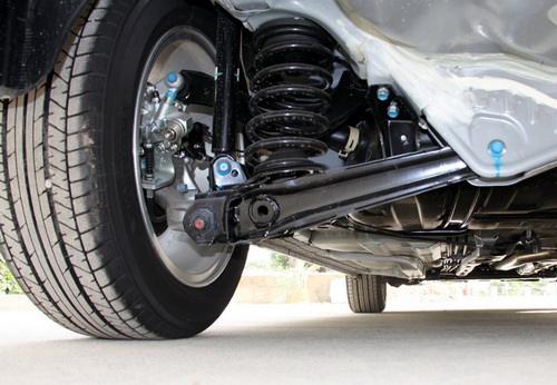 汽車獨立懸掛和非獨立懸掛有什么區別，哪個更好呢？