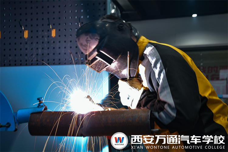 零基礎學焊接技術，推薦你來西安萬通！央企校企定向班火熱招生中！