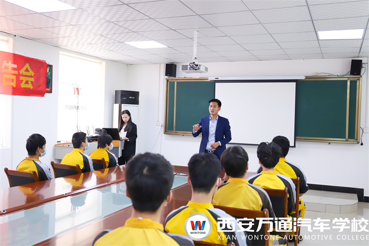 成功學子母校行|情系萬通 再回夢想起點！