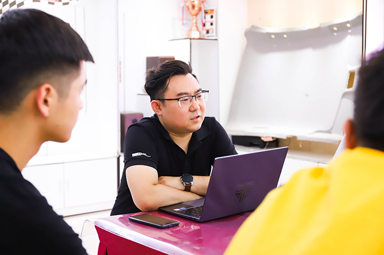 西安萬通創業講座開講啦！企業總監現場分享創業思維！