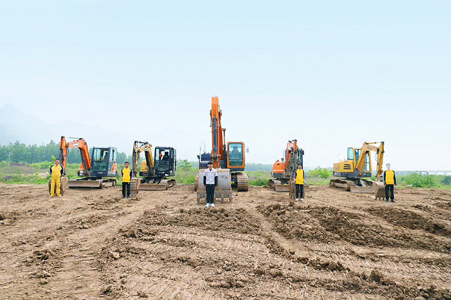 挖掘機操作工實訓1