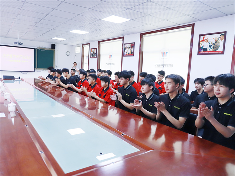 校企合作 ——西安萬通 崗前強化定向班正式開班！