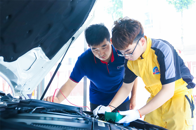 高考滑檔不用怕，西安萬通高技能+高升本專業