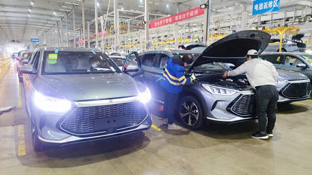 西安比亞迪招聘什么樣的員工，汽修學校畢業生可以去工作嗎？