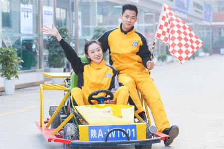 初中生成績差只能去打工？？那是你沒來西安萬通！